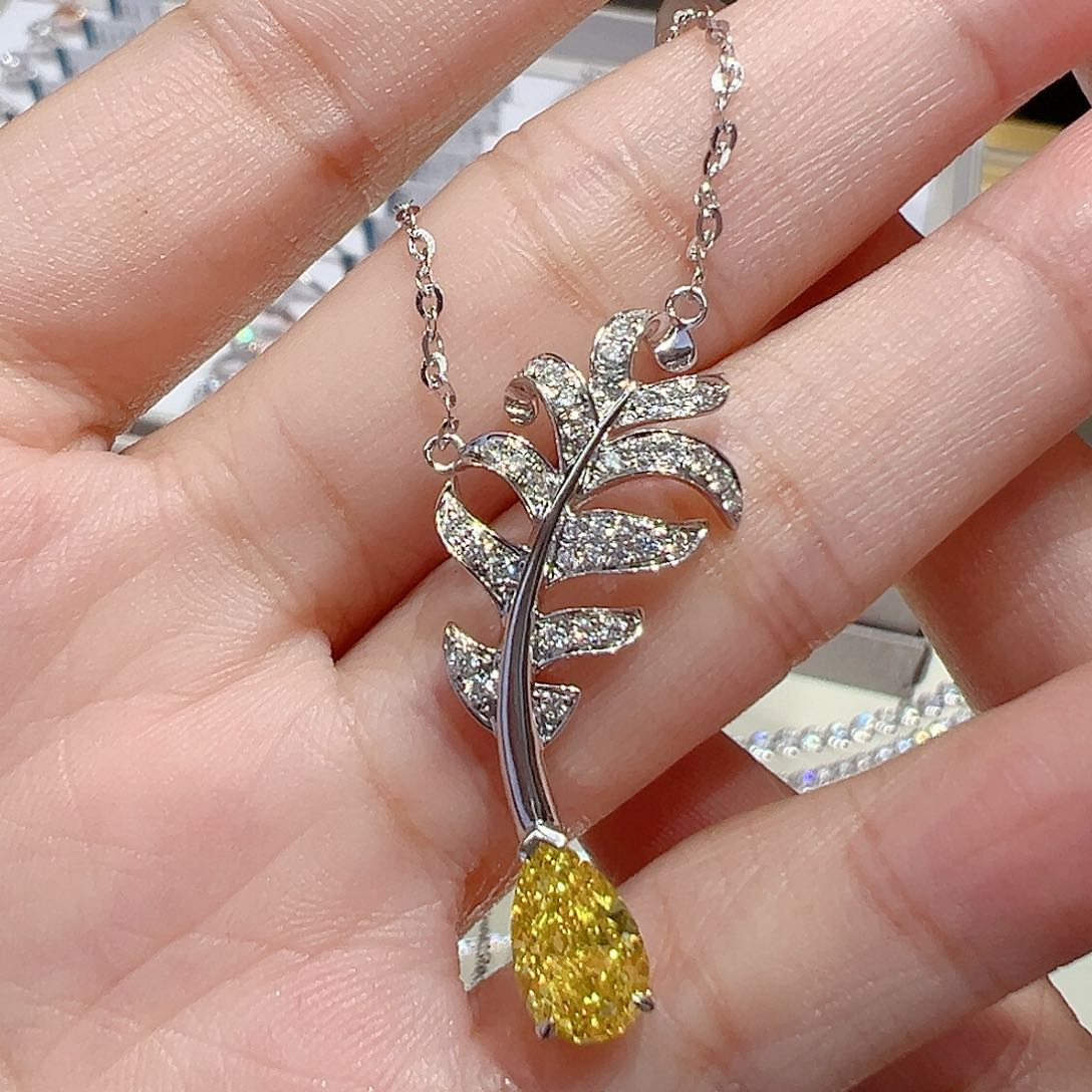 实验室培育钻石18K金镶嵌1.51ct