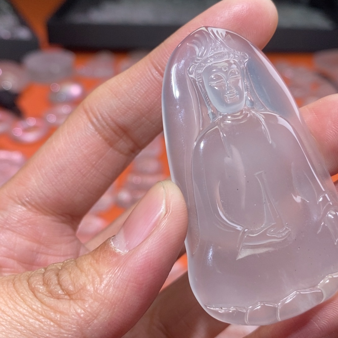 用***9石英质玉未镶嵌珠宝半成品