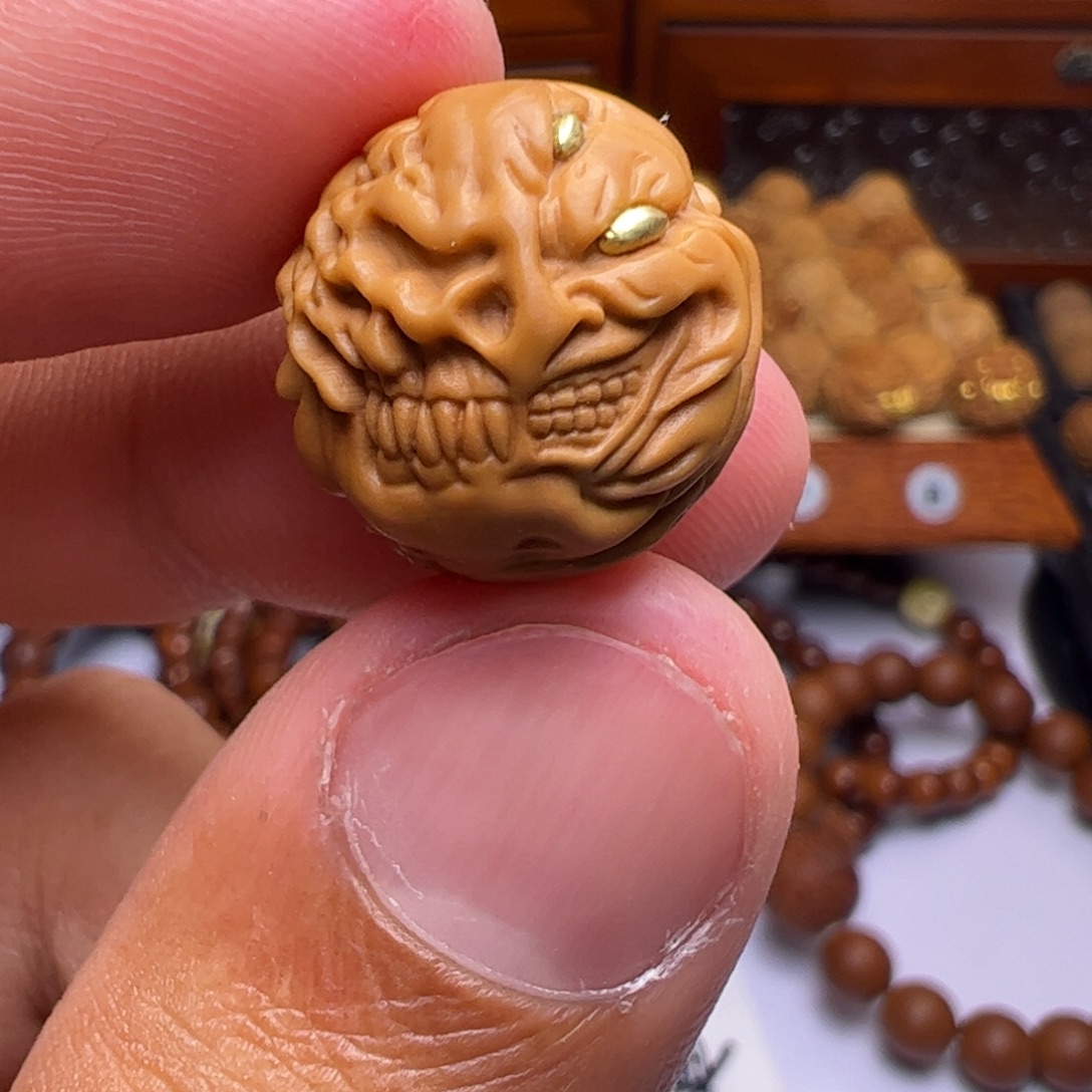 猴头核桃吊坠精工镶嵌福利恶僧