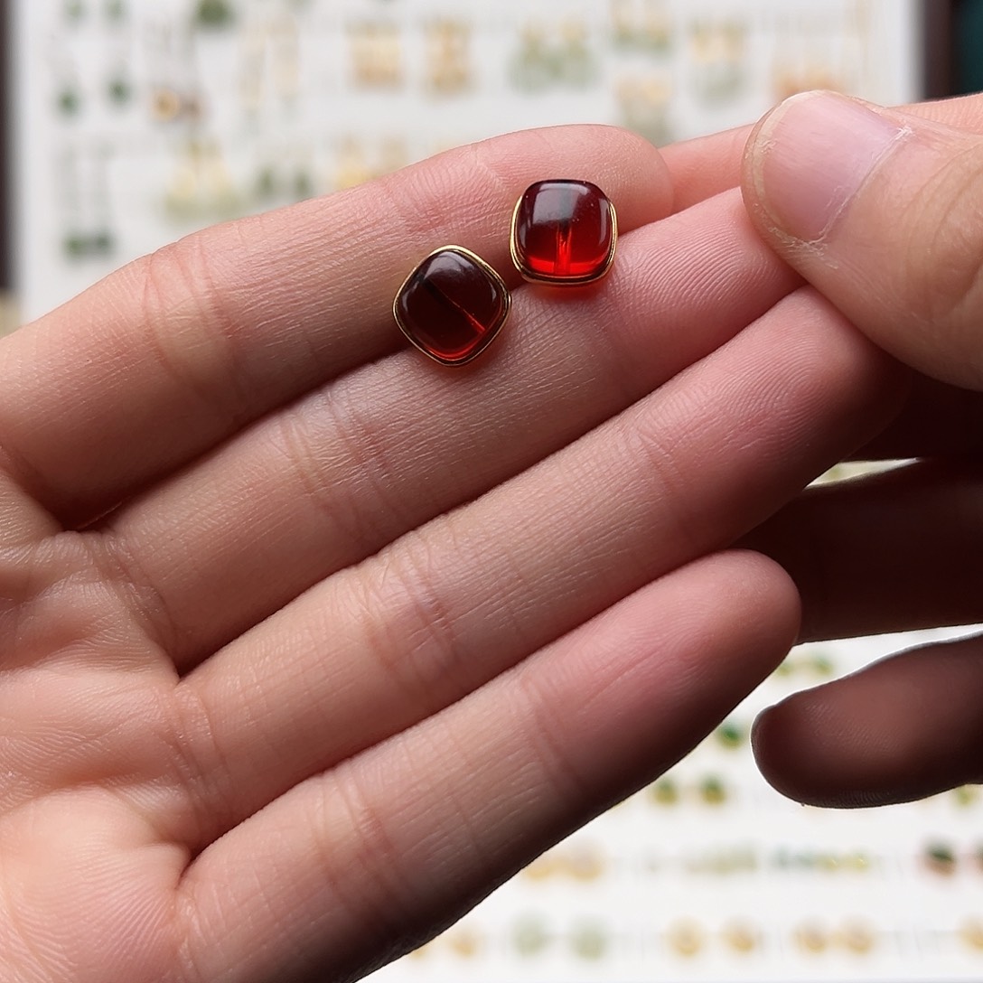 银S925镀金镶嵌和田玉耳饰