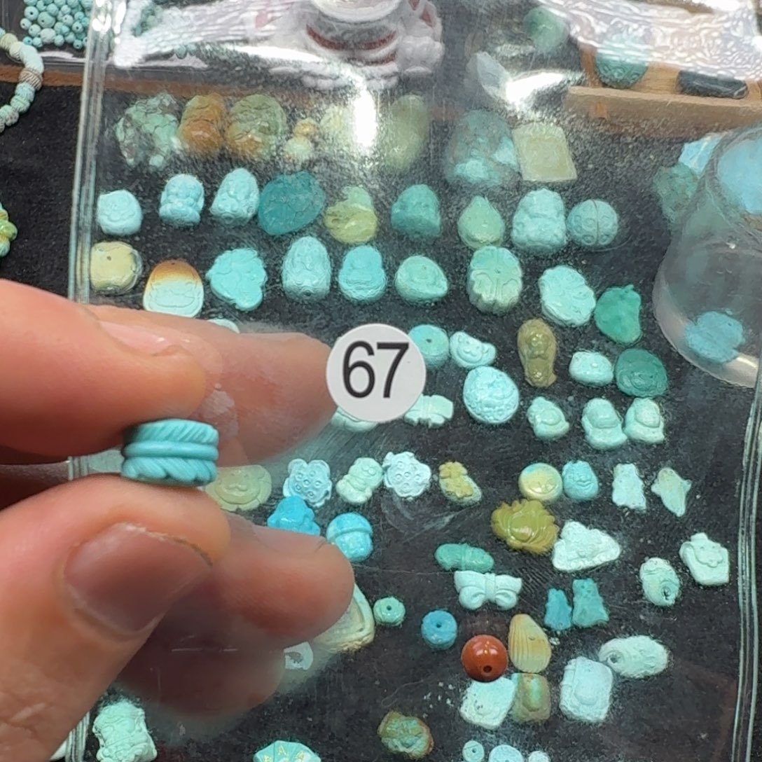 南红玛瑙未镶嵌珠宝奇石