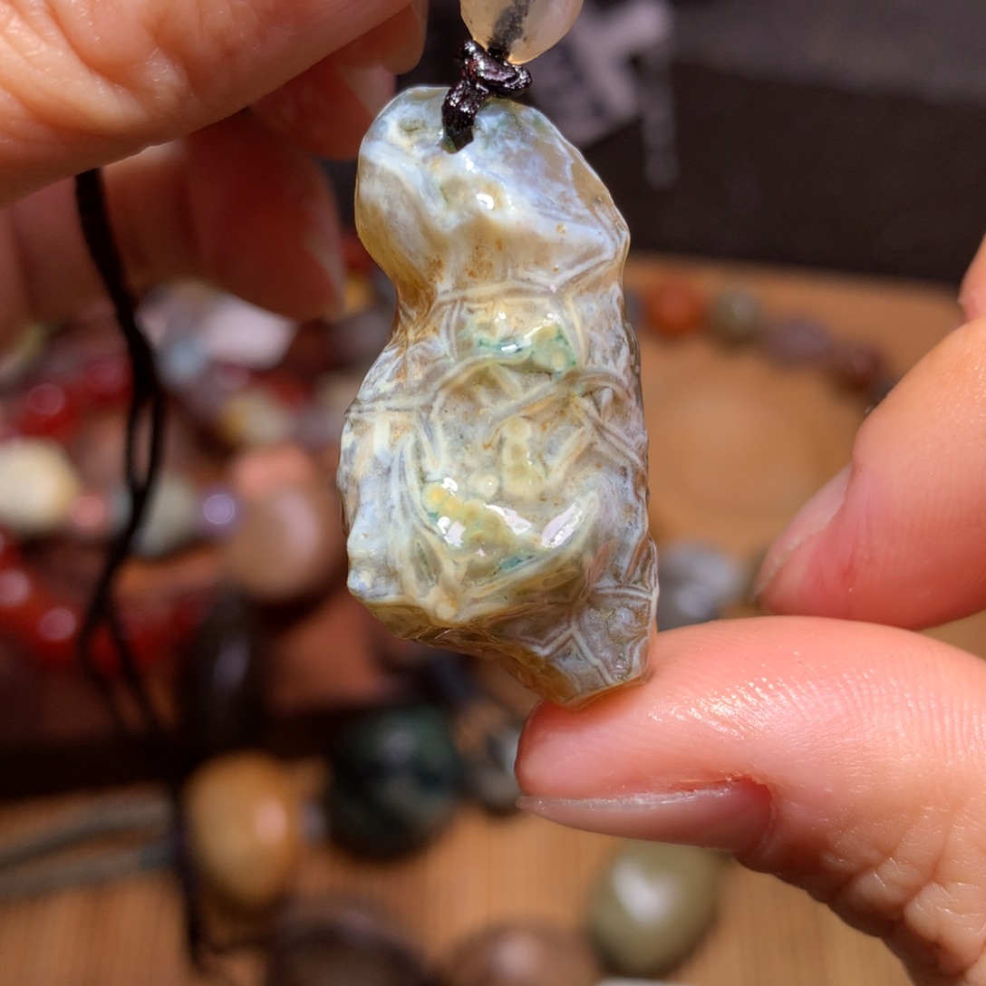 未镶嵌玛瑙/玉髓珠宝半成品