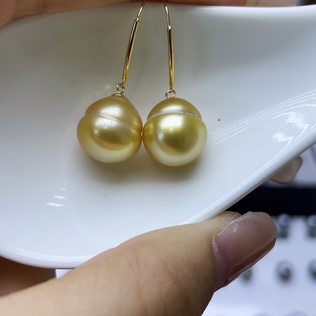 18K金镶嵌耳饰海水珍珠