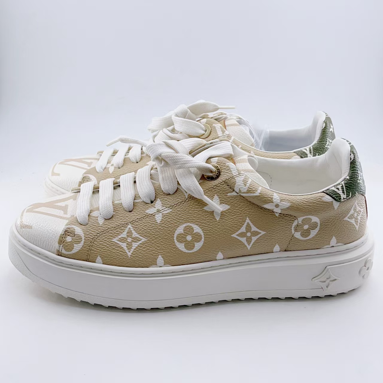 95新 LouisVuitton/路易威登 35.5码-38.5码/98新/牛油果绿色板鞋