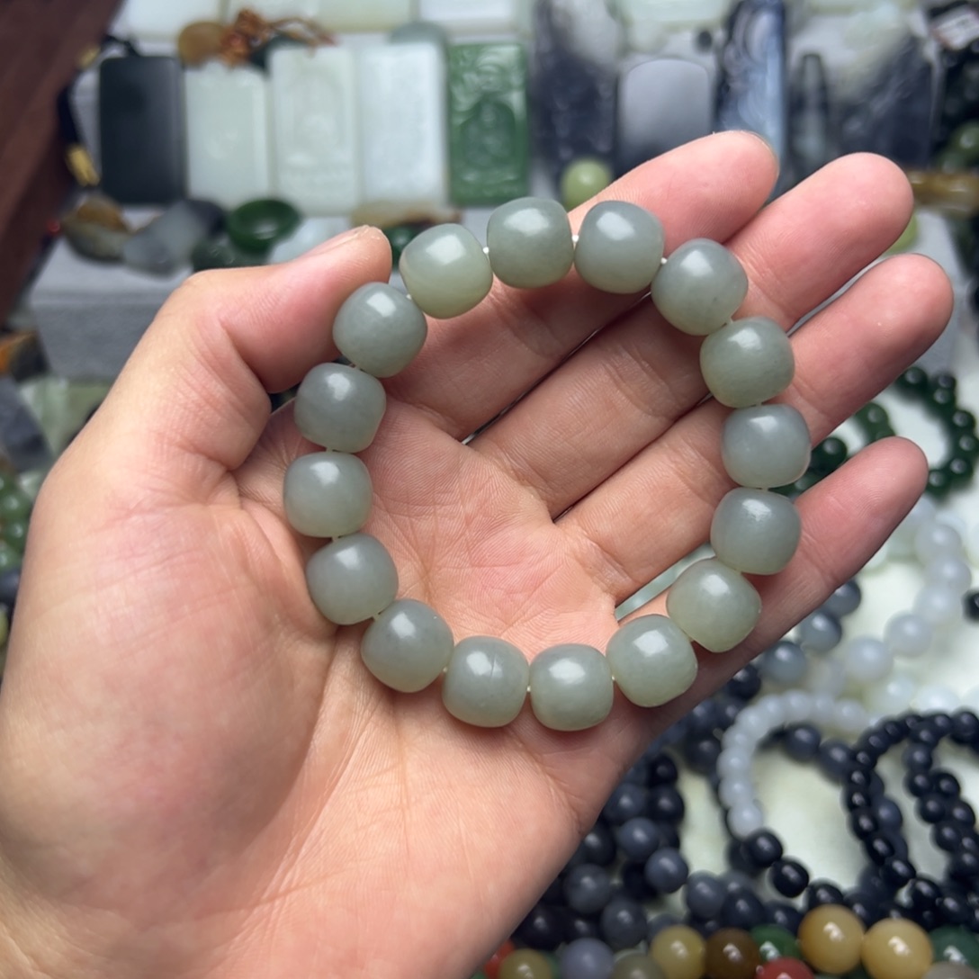 和田玉未镶嵌手链