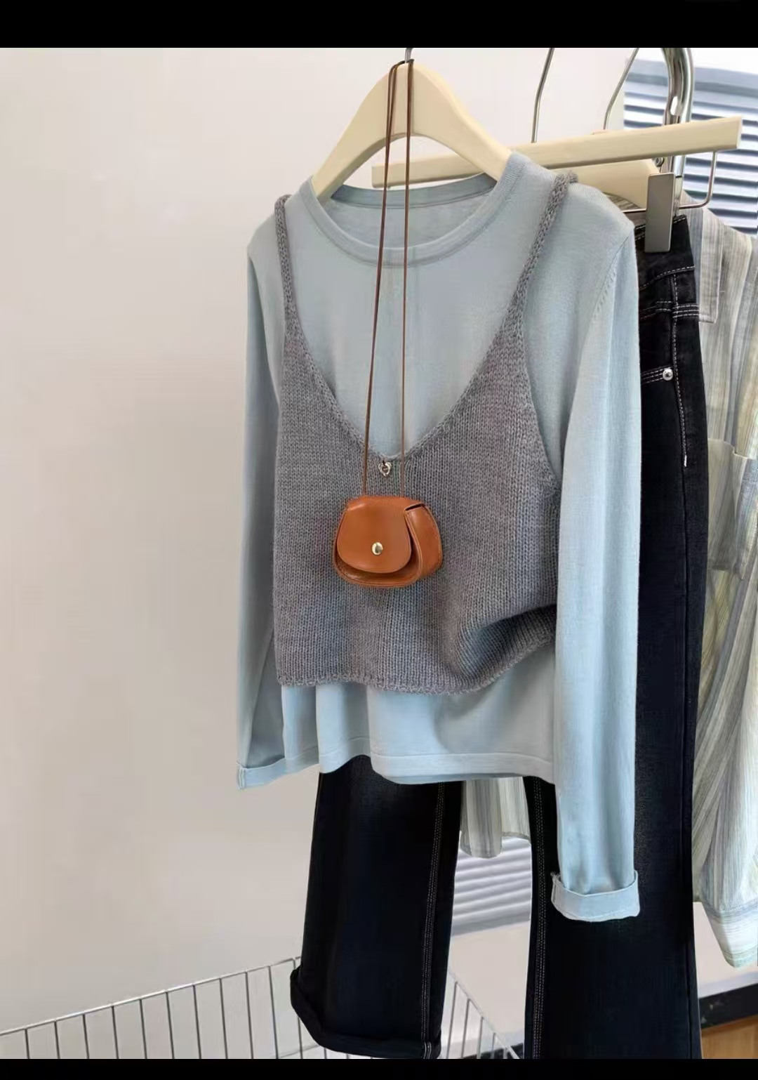 2025伊衣服饰毛衣短袖大头