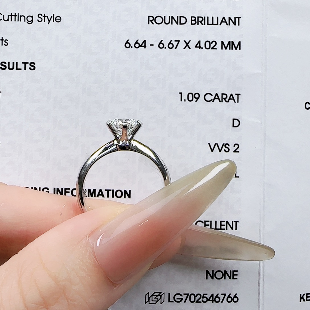 铂Pt950镶嵌实验室培育钻石1.09克拉定制T六