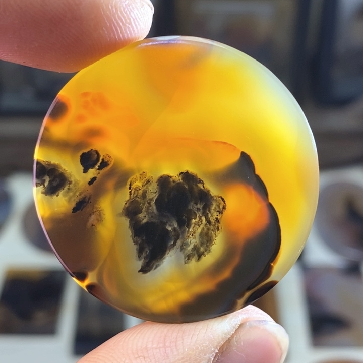 玛瑙/玉髓颈饰未镶嵌