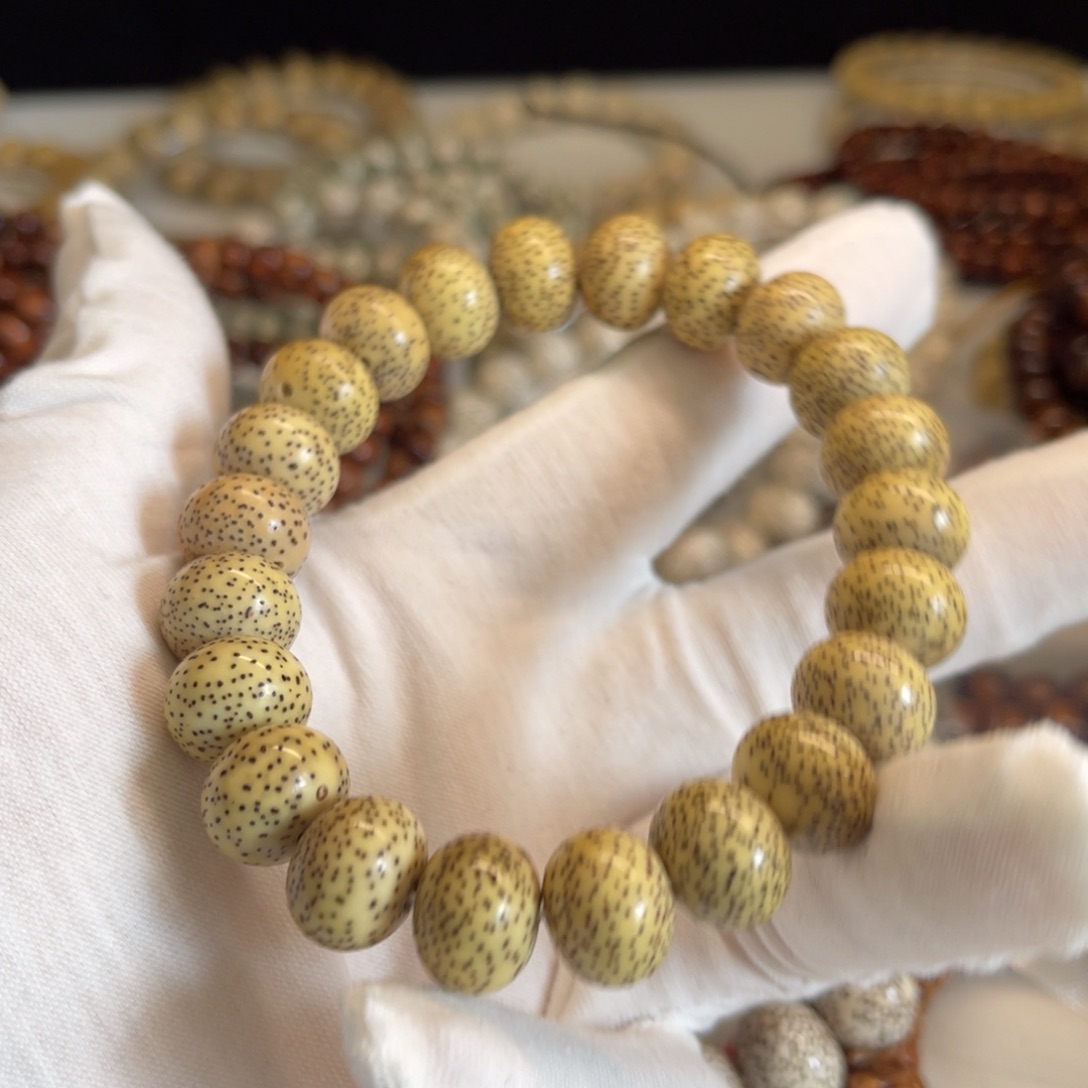 用***8星月菩提吊坠1310苹果