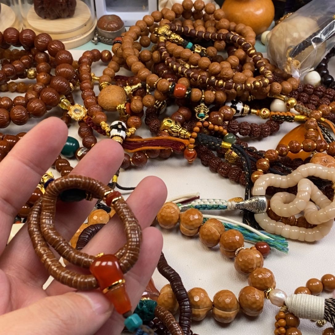 吊坠紫金鼠。。。。。。。。。。