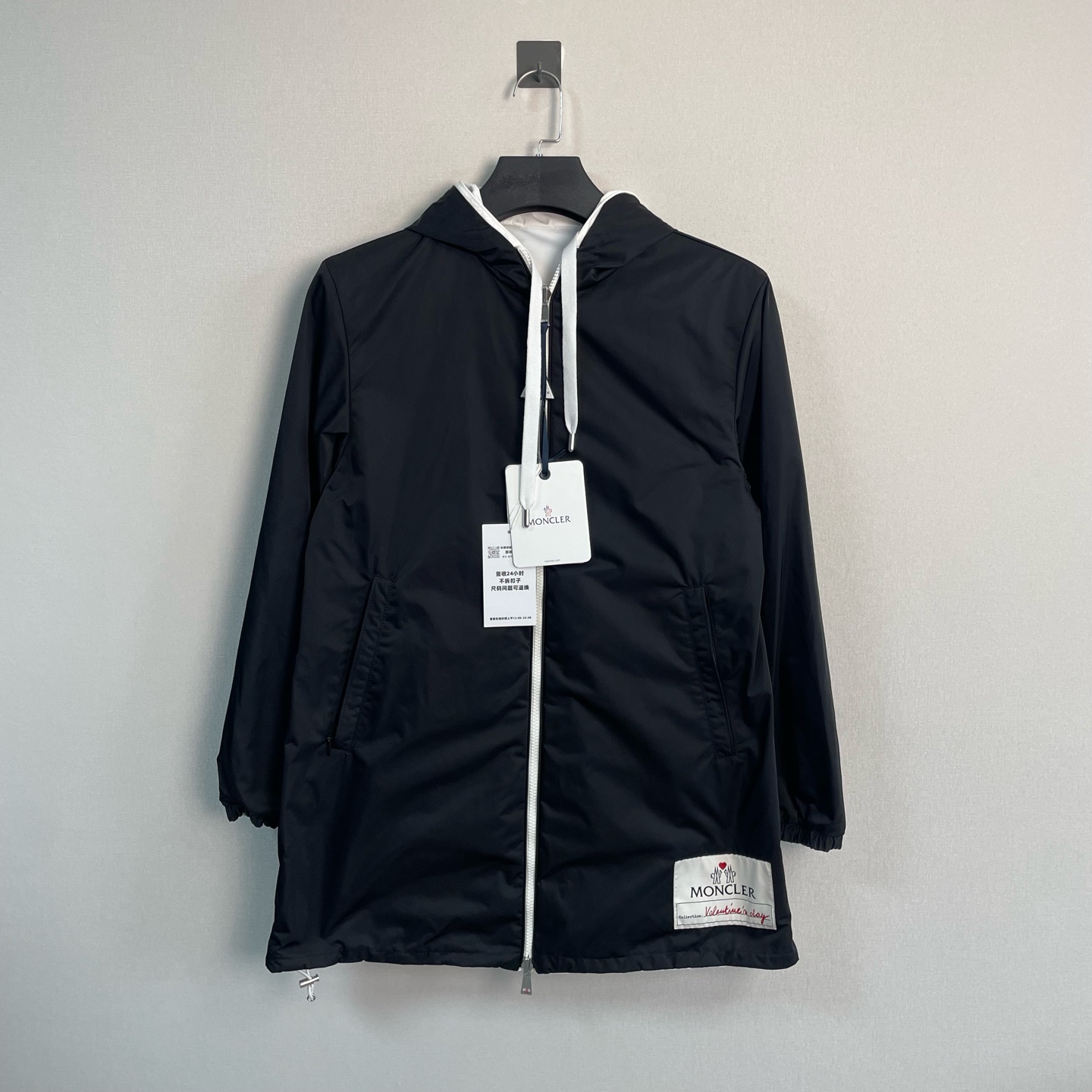 未使用 MONCLER 胶囊系列双面穿冲锋衣/34码/全新带吊/价13000