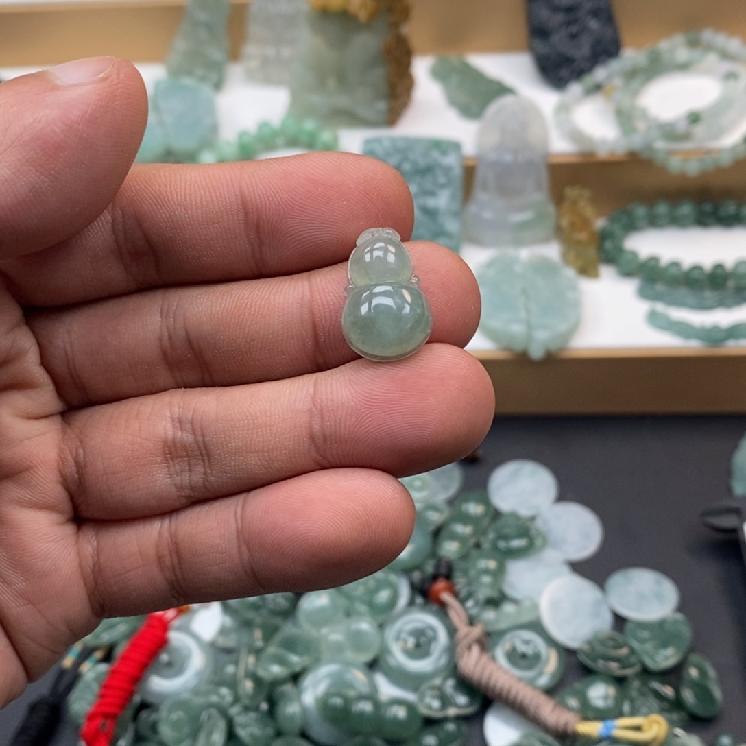 翡翠未镶嵌手链天然a货翡翠22