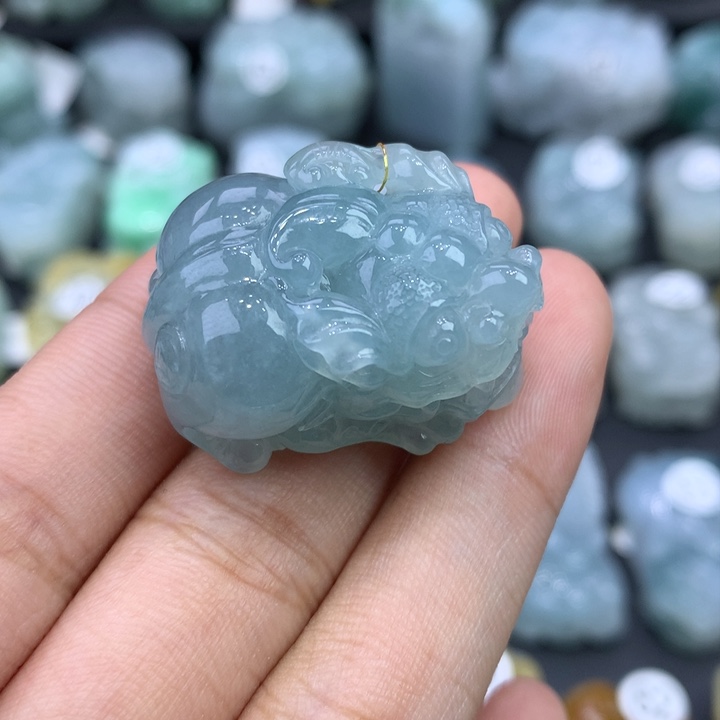 翡翠未镶嵌颈饰天然缅甸翡翠