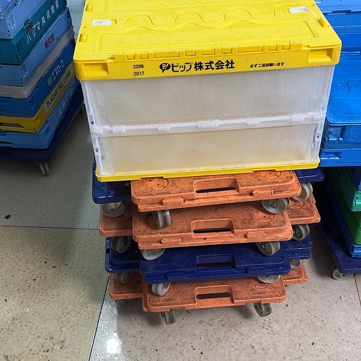 E***u厚款家用五金工具箱1个带盖带锁