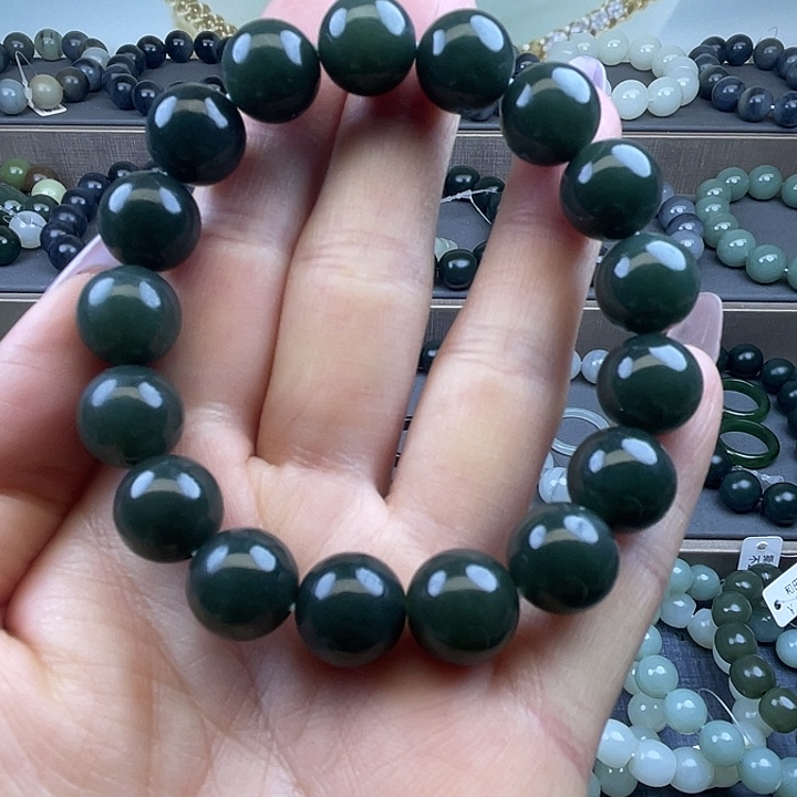 和田玉未镶嵌手链