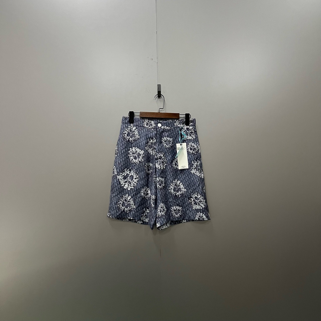 未使用 DIOR/迪奥 (ll) 满印logo短裤 44码/202942