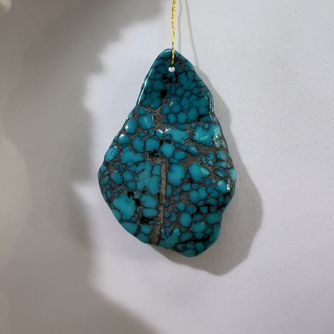 绿松石未镶嵌挂件