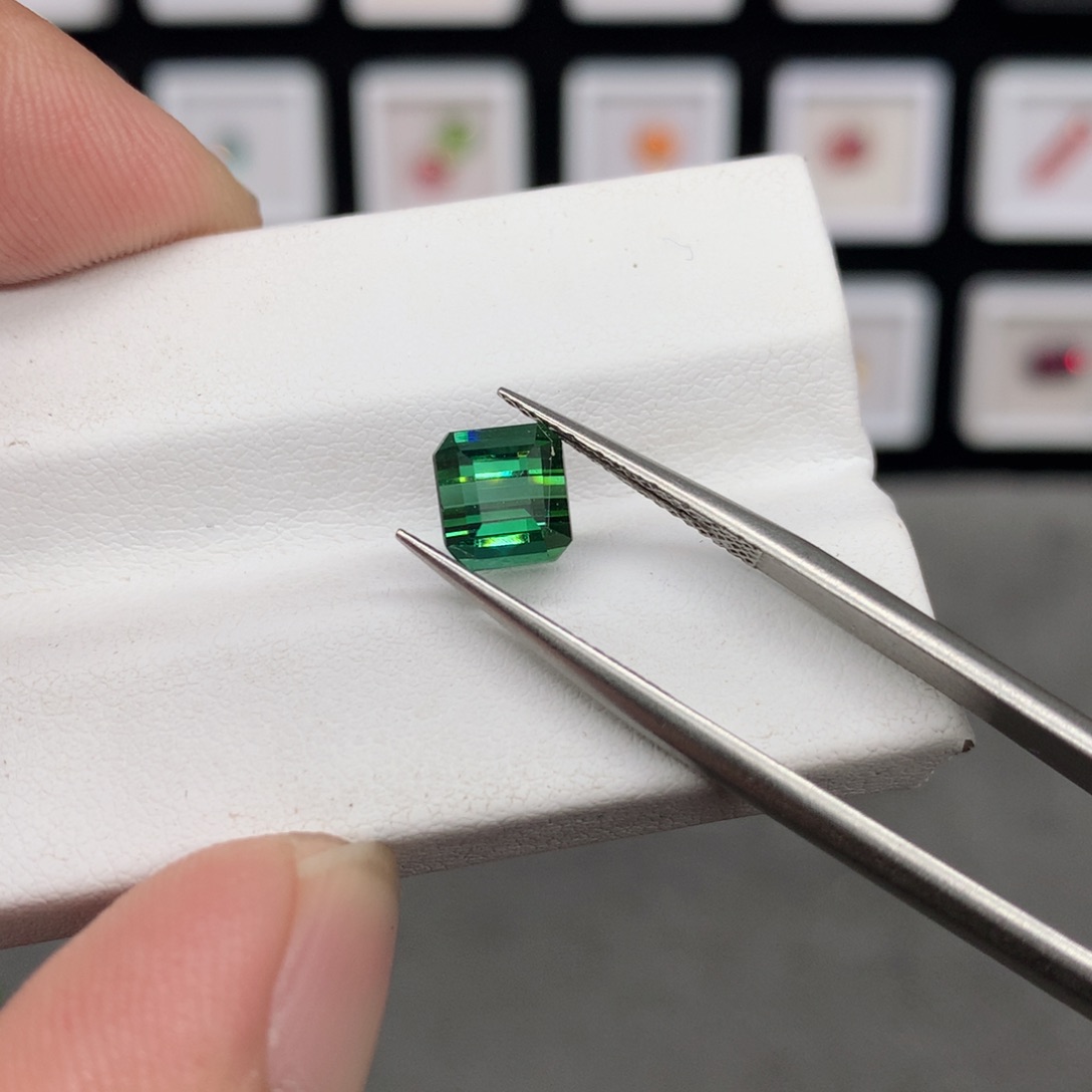 裸石未镶嵌碧玺1.92克拉