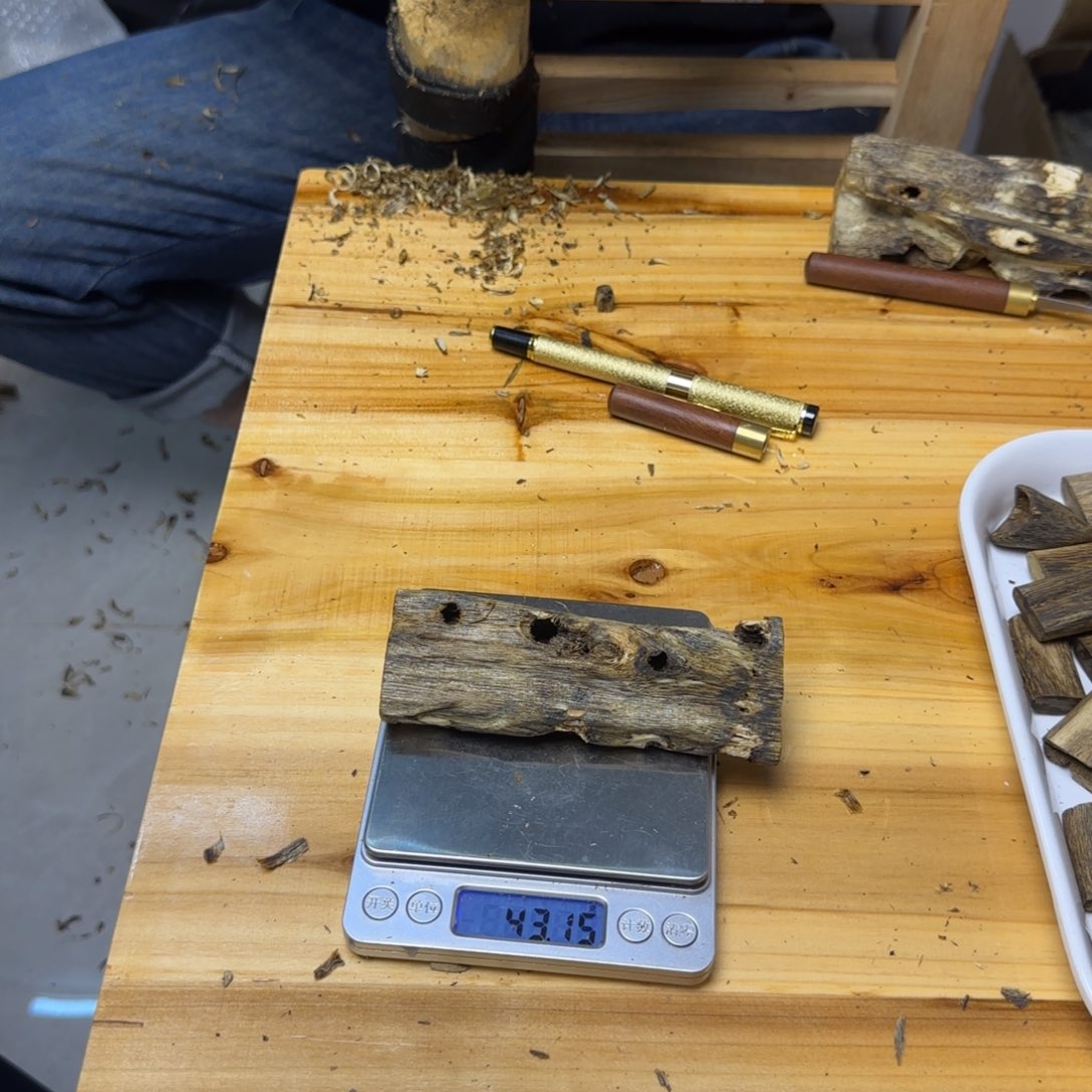 沉香手把件沉香碎料上炉块料