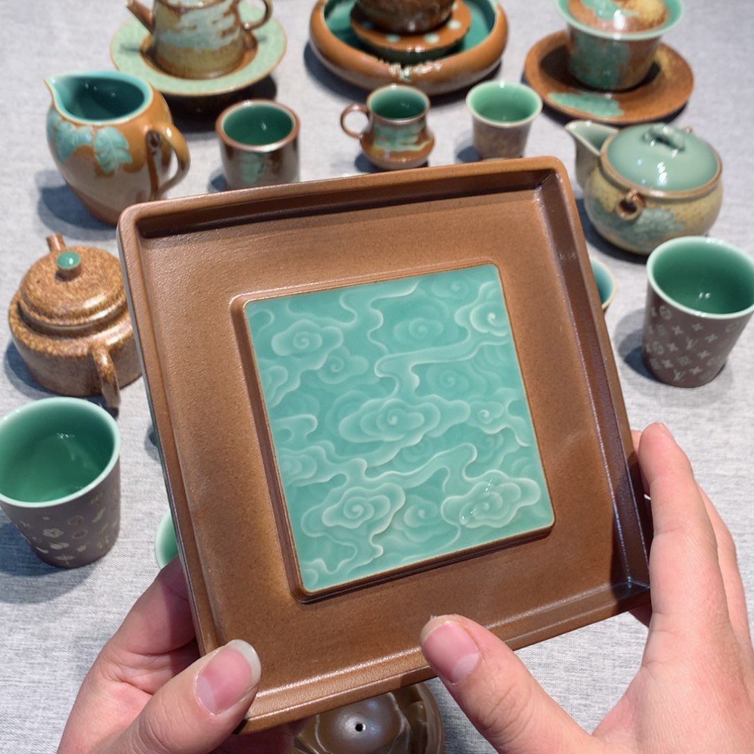 龙泉青瓷茶具壶承