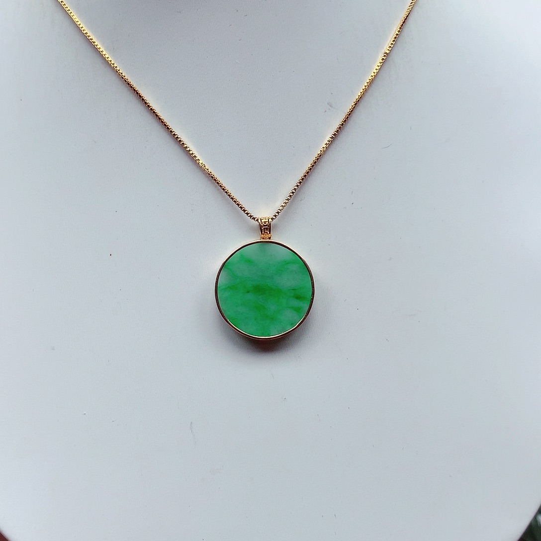 翡翠18K金镶嵌颈饰天然翡翠A货