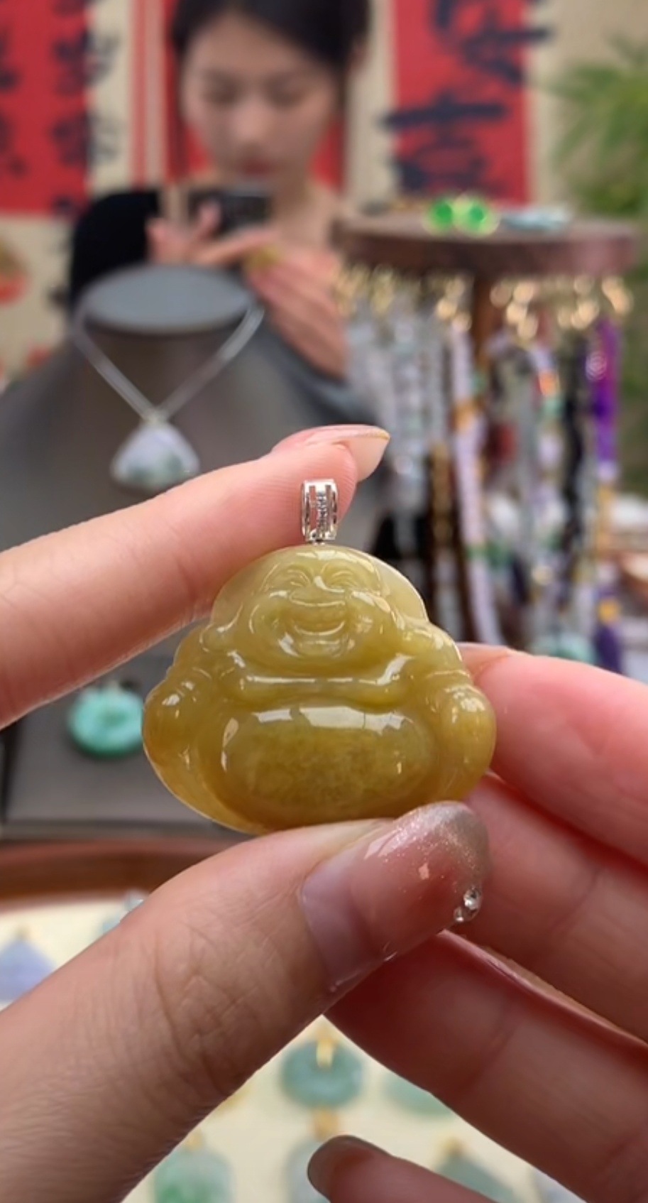 天然a货翡翠吊坠