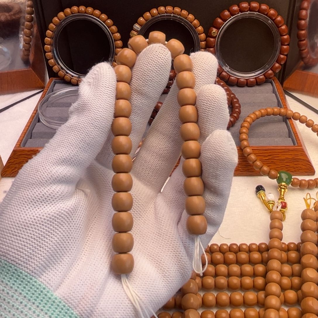 猴头核桃吊坠4****?直切