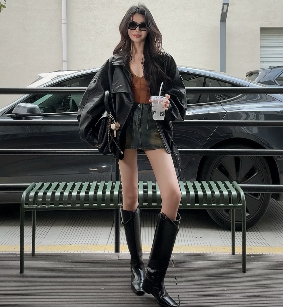 高端肌理感阔版双领机车皮衣女春秋时尚宽松显瘦