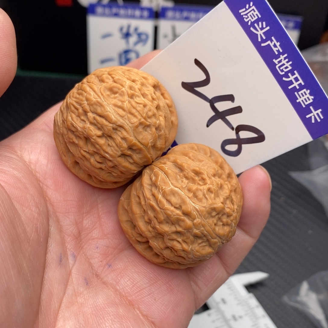 把件桃核铁锤妹妹38nomnom
