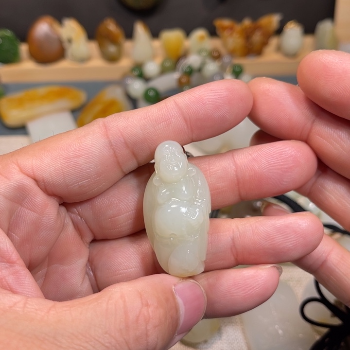 和田玉手串未镶嵌