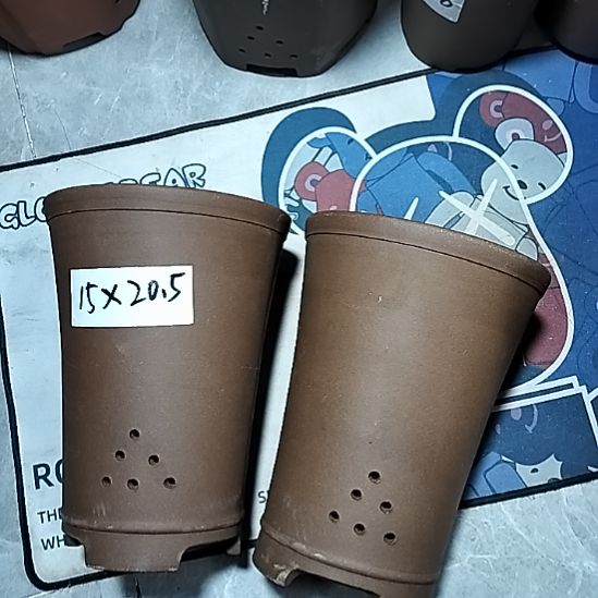 紫砂新品两个瑕疵