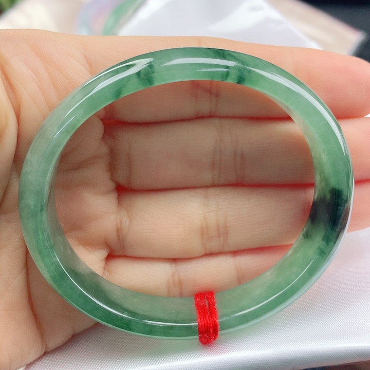 翡翠手镯未镶嵌贵妃54