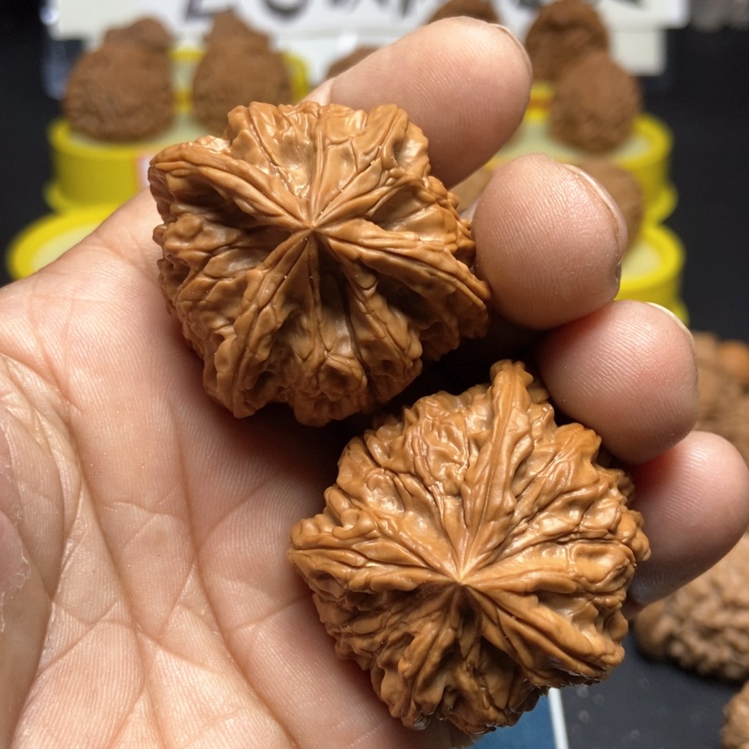 文玩核桃把件四棱6