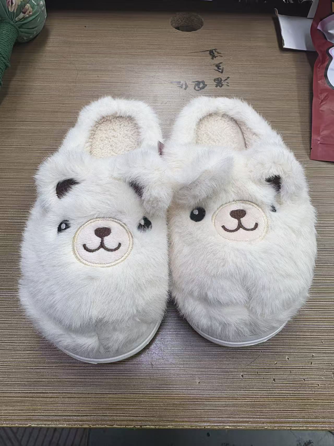 新款小熊毛绒拖鞋