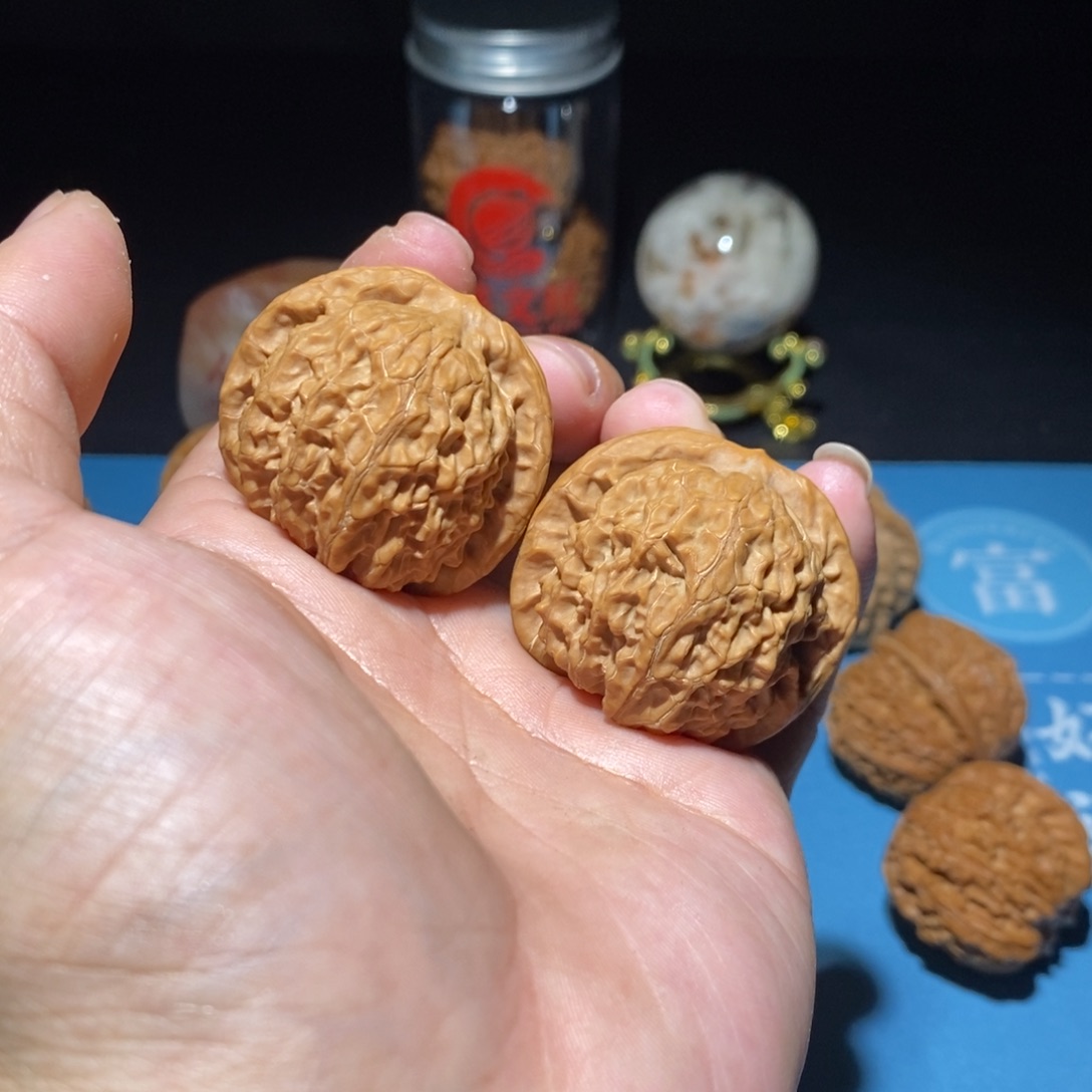 桃核吊坠39尺金麒麟