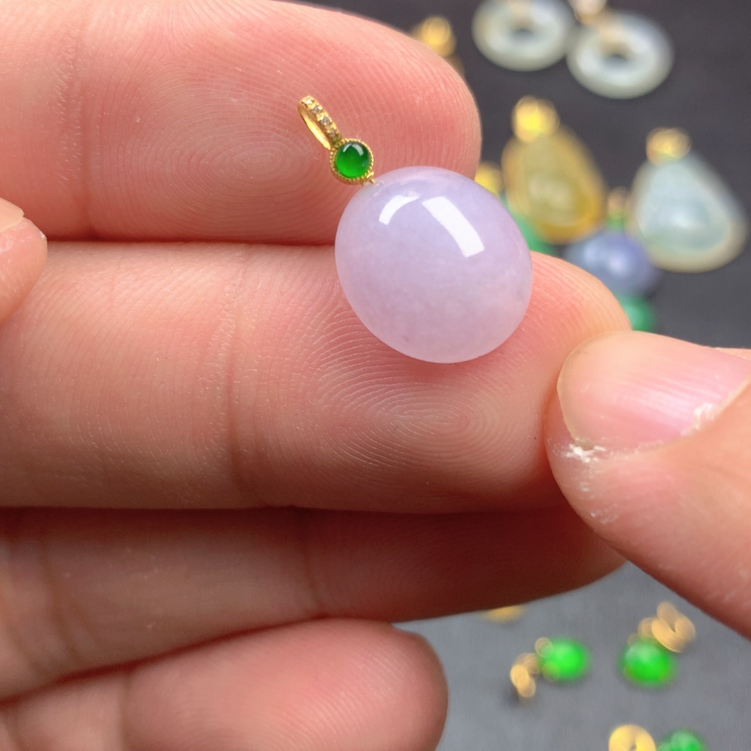 【闪购商品】颈饰18K金镶嵌翡翠翡翠