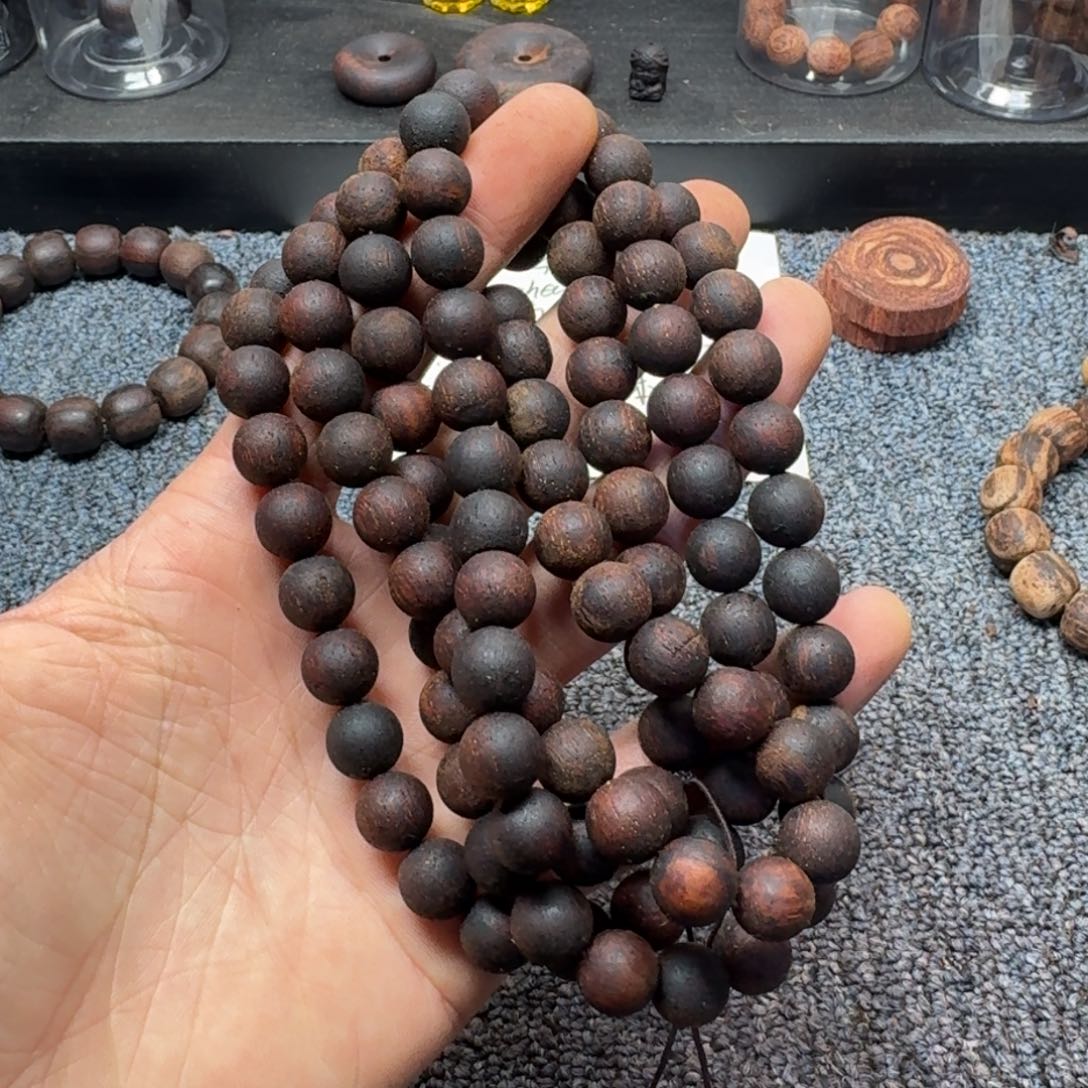 藤类圆珠1.0×108颗降真香多圈黄油