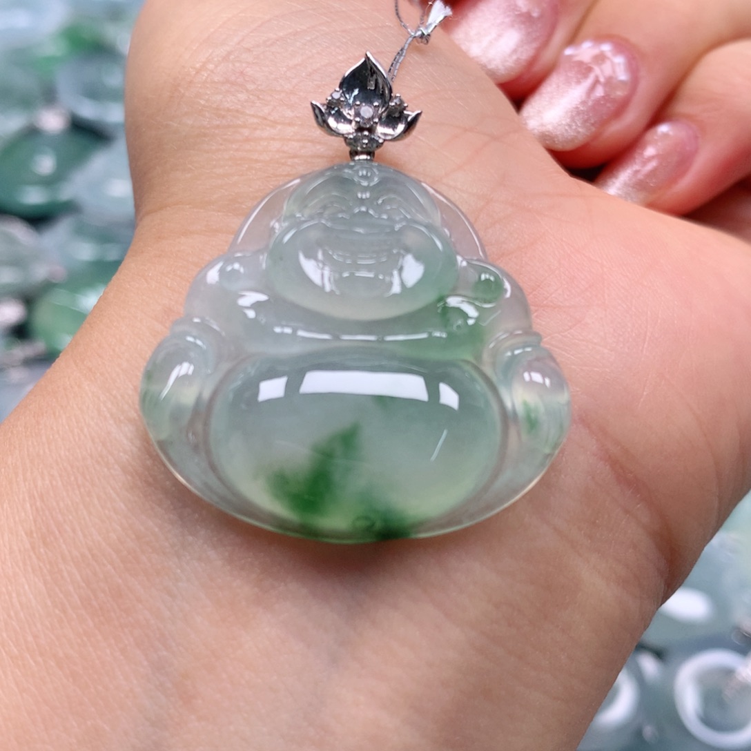 翡翠颈饰18K金镶嵌天然翡翠