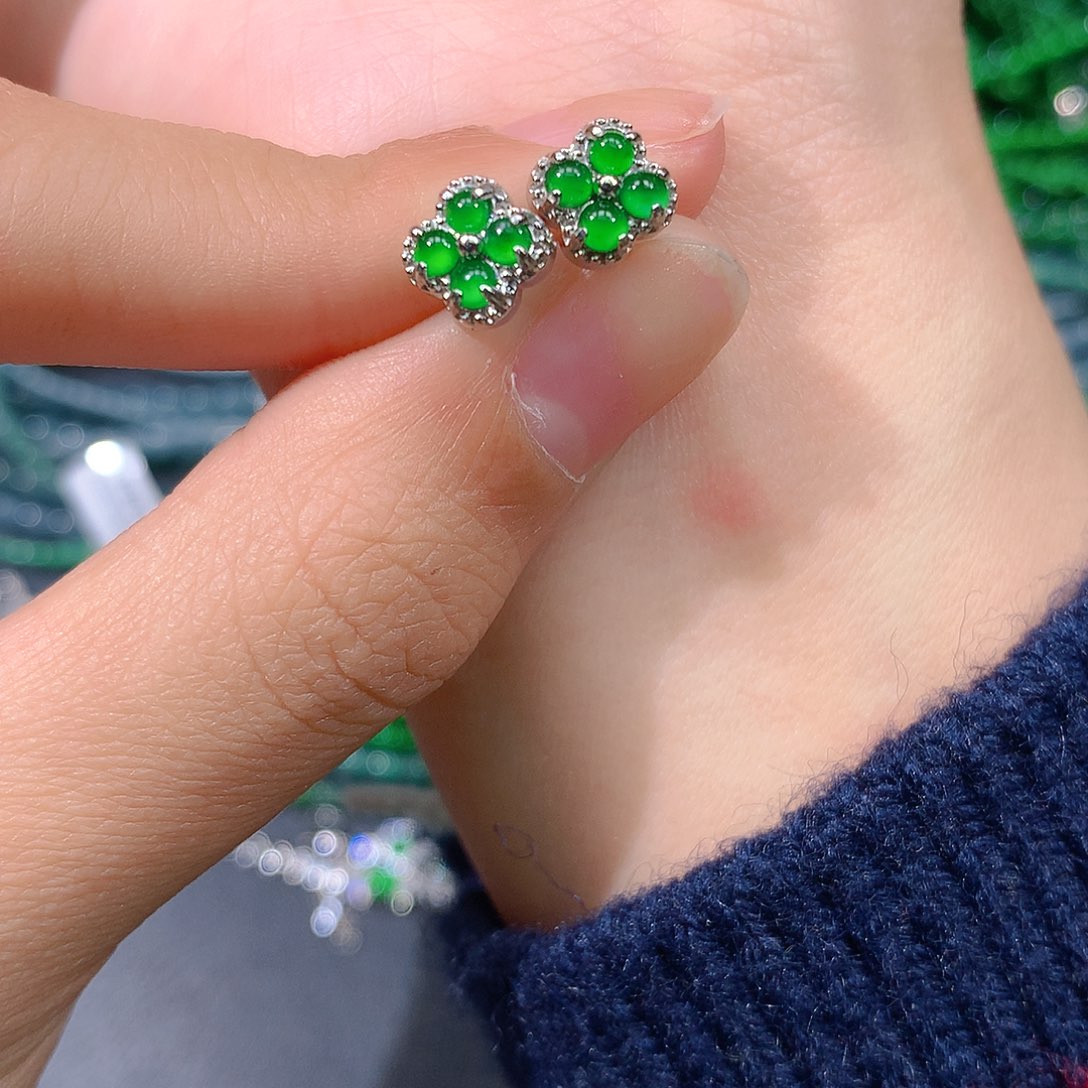 翡翠戒指未镶嵌天然翡翠