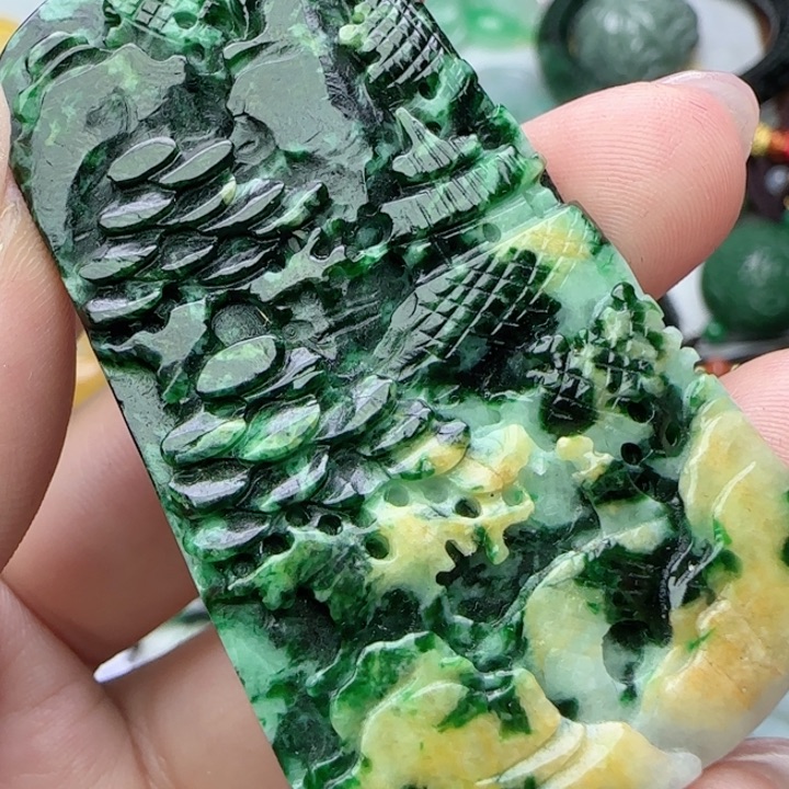 翡翠未镶嵌颈饰天然A货52