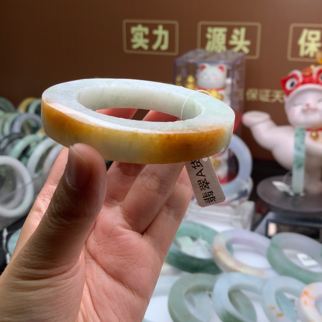 定制翡翠手镯未镶嵌黄翡