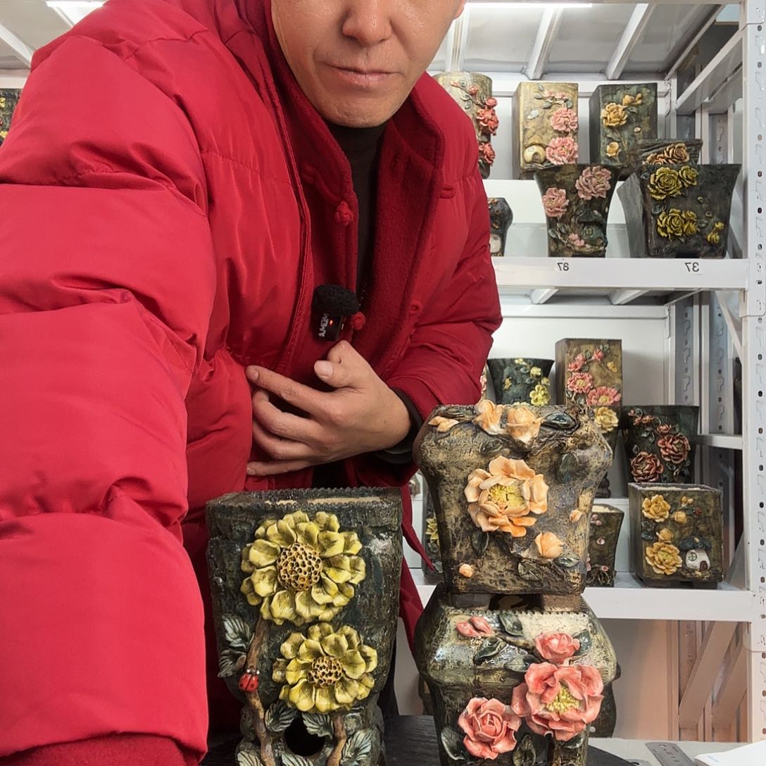 红陶爱****?青默花器