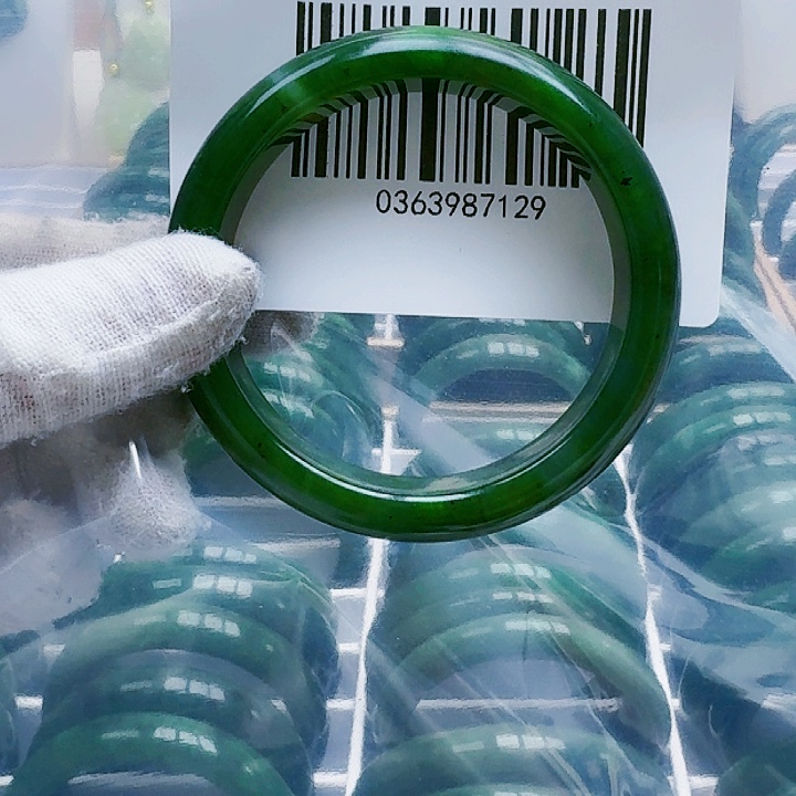 和田玉（碧玉）手镯未镶嵌55