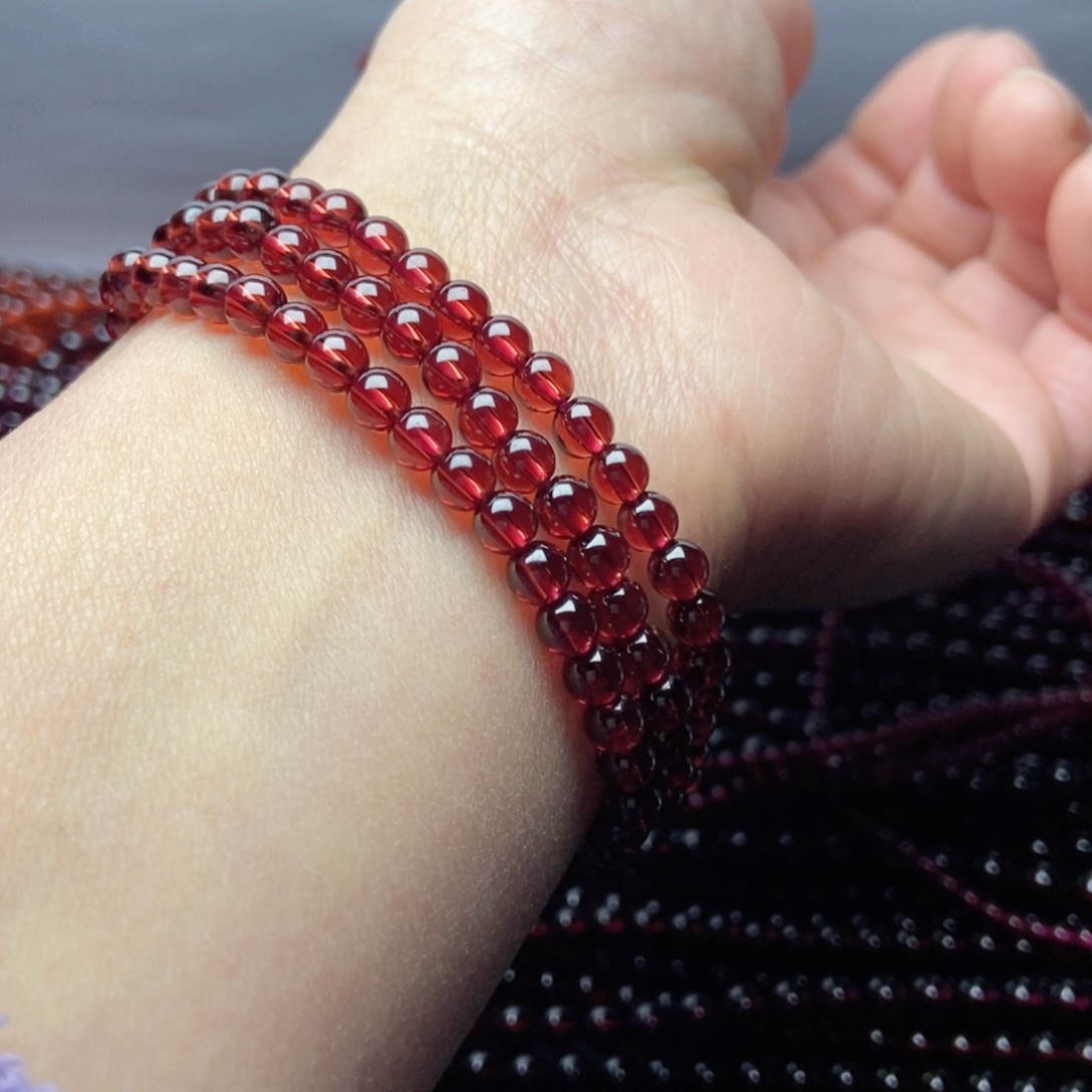 未镶嵌手链石榴石4.8香槟金