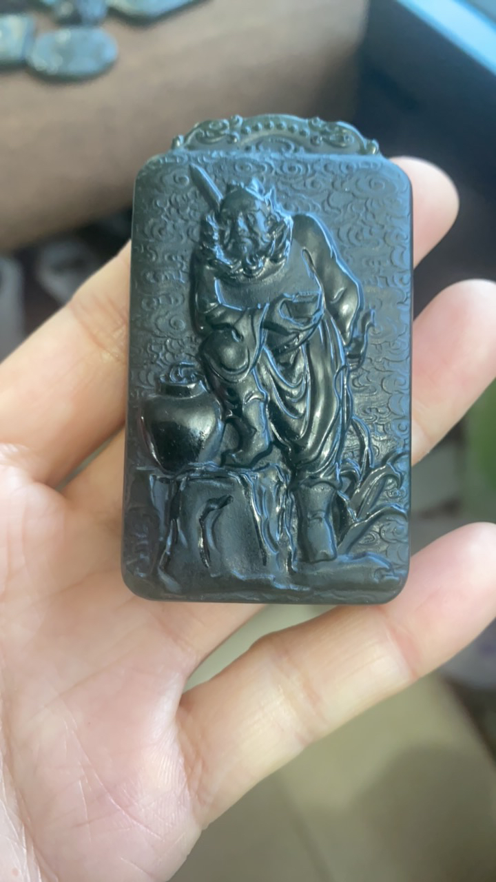 和田玉青玉钟馗牌子 