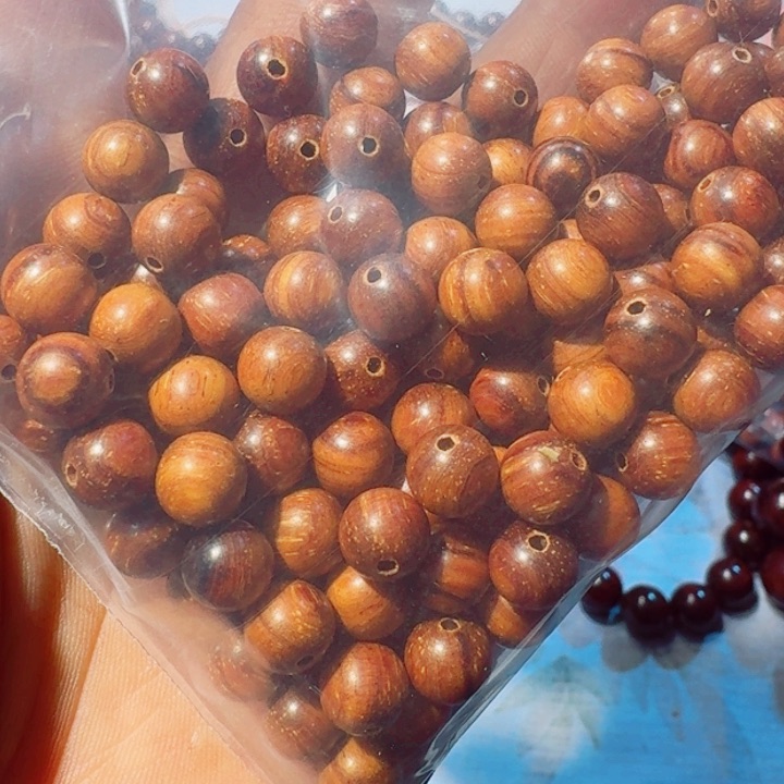 檀香紫檀（小叶紫檀）国*