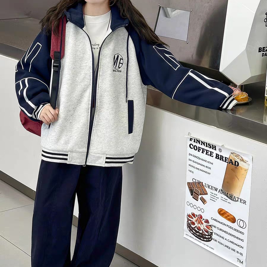 儿童夹棉拼色棒球服