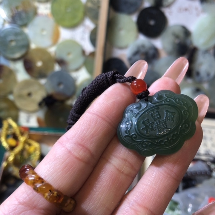 岫玉岫玉挂件未镶嵌