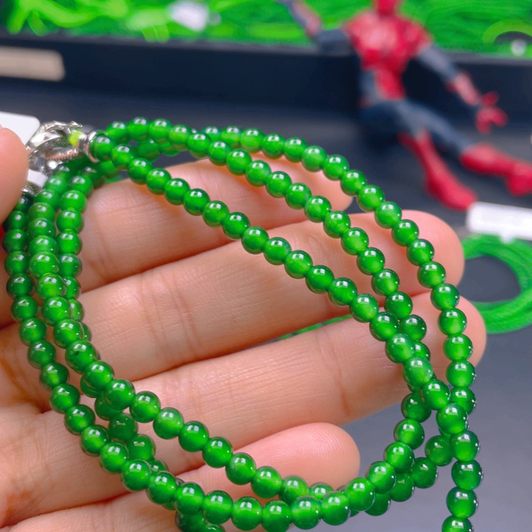 翡翠颈饰未镶嵌，1