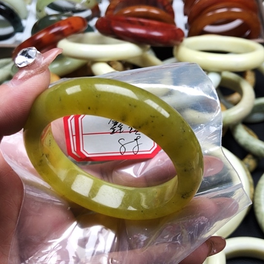 蛇纹石玉手镯未镶嵌鑫****ε